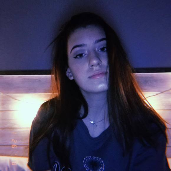 Meet your Posher, Katye - Picture 1 of 1